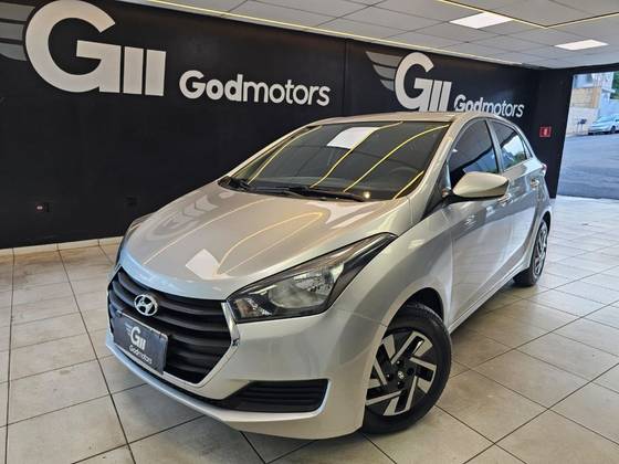 HYUNDAI HB20 1.0 COMFORT PLUS 12V FLEX 4P MANUAL